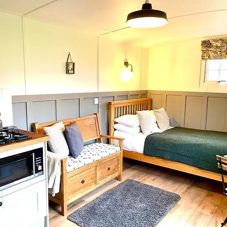 Clay Bank Huts, Roseberry Shepherds Hut Ingleby Greenhow Esterno foto
