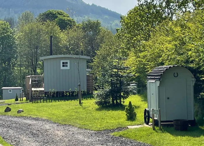 Clay Bank Huts, Roseberry Shepherds Hut